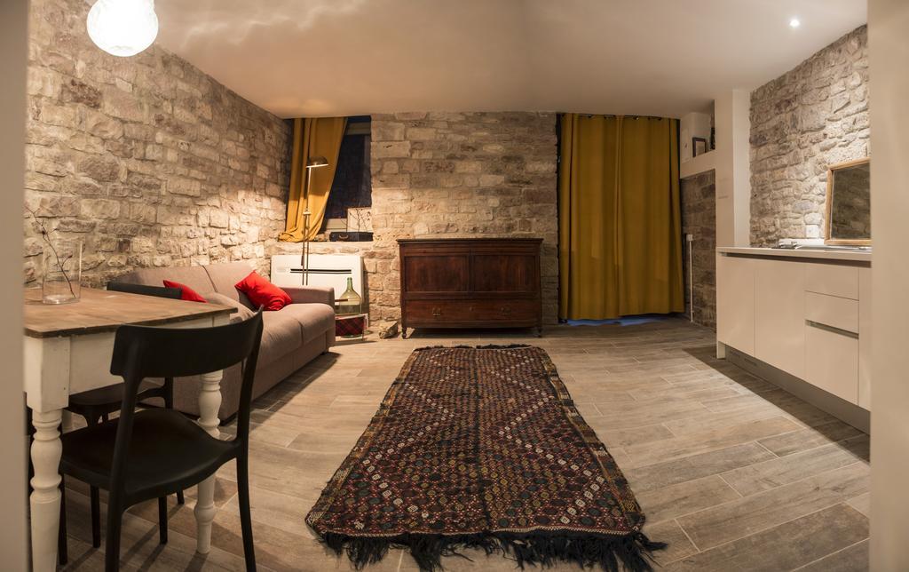 Residenza La Corte Ассізі Екстер'єр фото